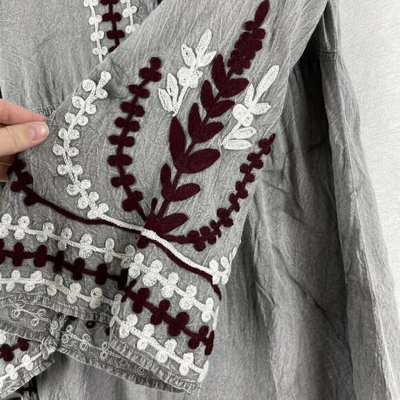 A&A Gray Peasant Blouse top Crochet Embroidered Details - Picture 7 of 9